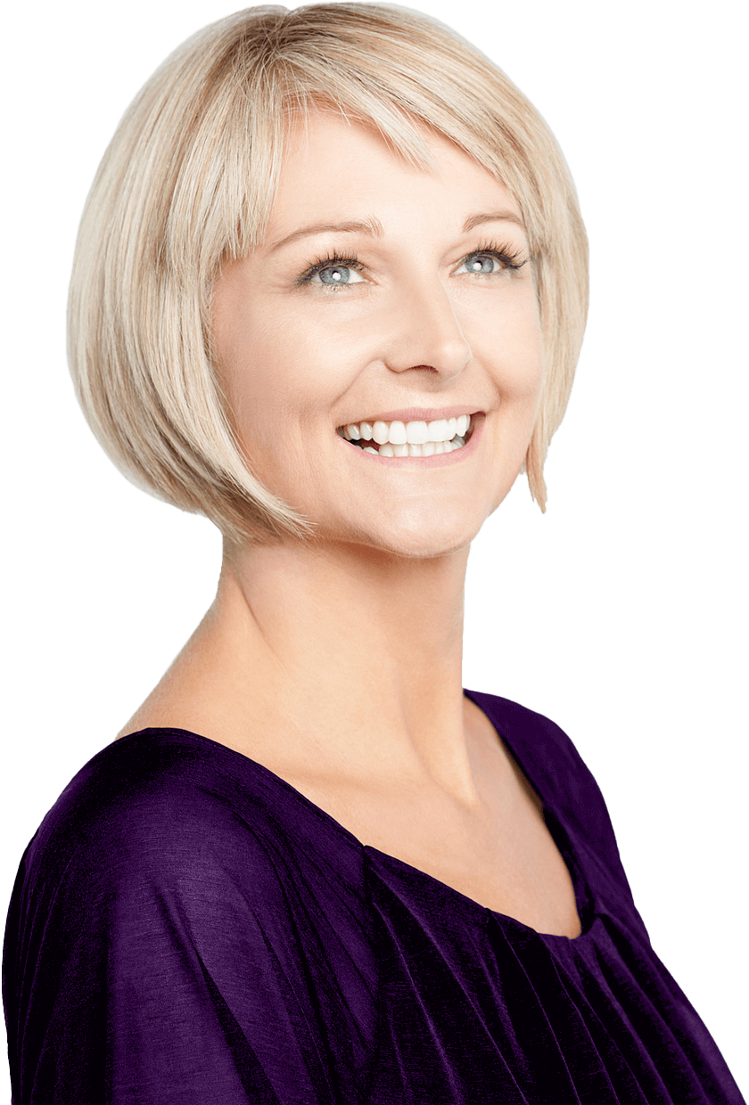 A women smiling who got Pico Fractional Treatment